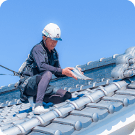 屋根修理の様子